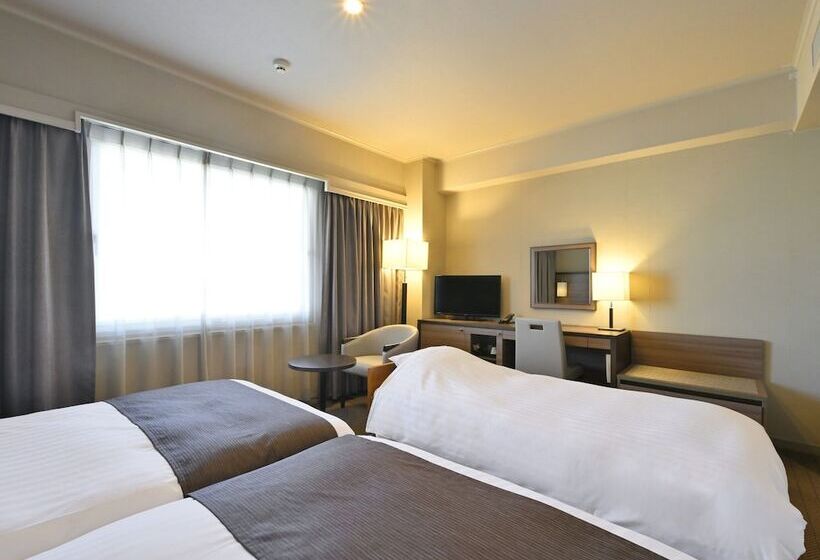 Otel Takamatsu Kokusai