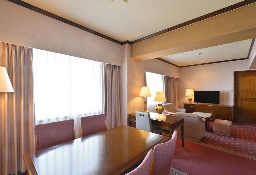 Otel Takamatsu Kokusai