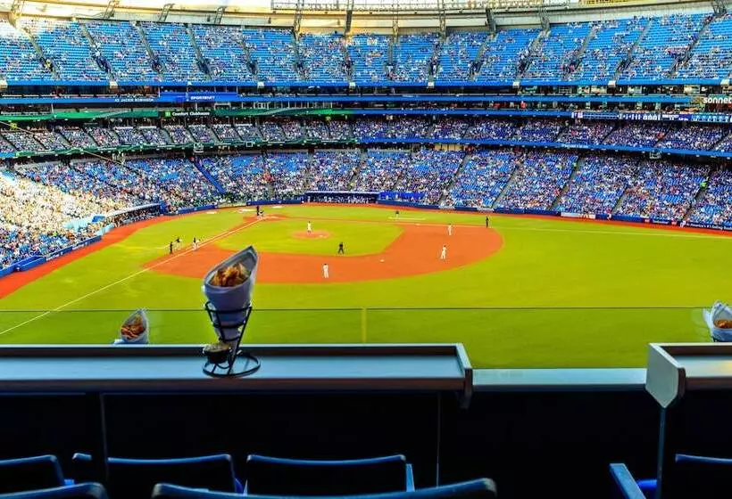 酒店 Toronto Marriott City Centre