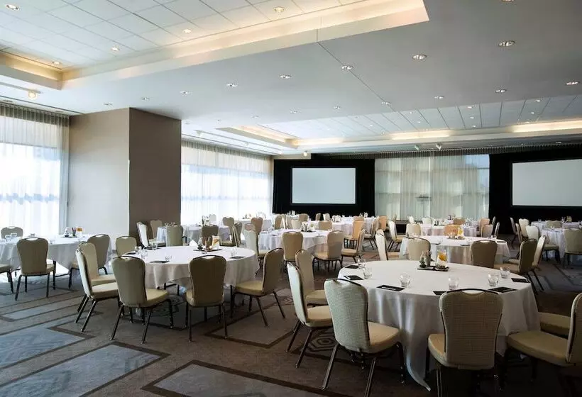 酒店 Toronto Marriott City Centre