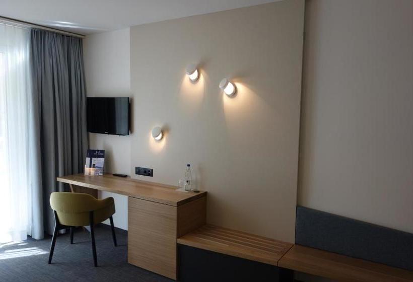 Hotel Urs Und Viktor