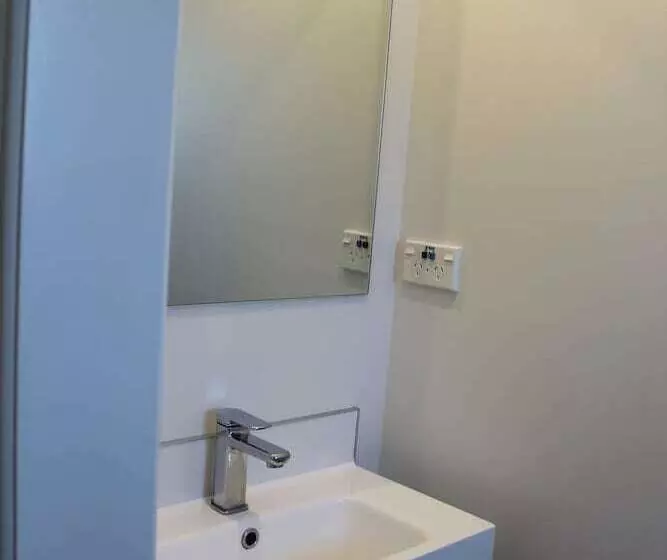 Sierra Beachfront Motel