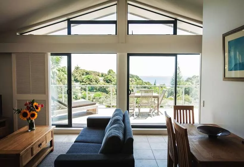 Waiheke Island Resort Conference & Accomodation Centre