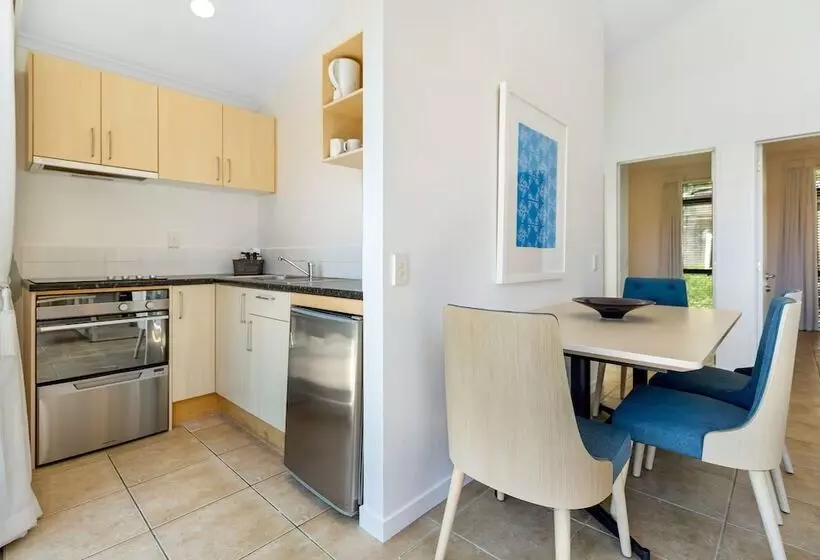 Waiheke Island Resort Conference & Accomodation Centre