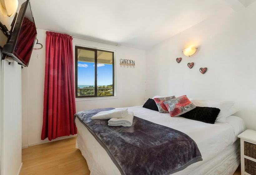 Waiheke Island Resort Conference & Accomodation Centre