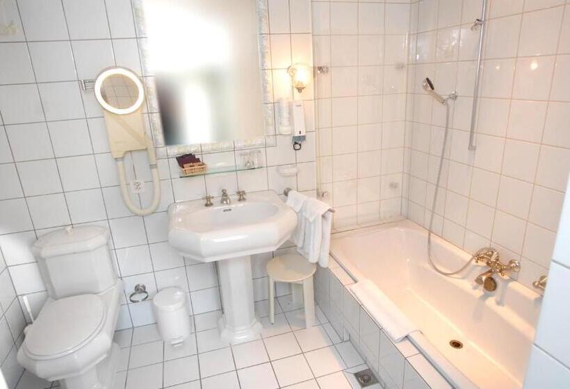 هتل Gasthof Löwen