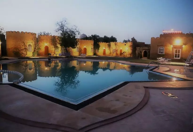 هتل Himmatgarh Palace Heritage Boutique