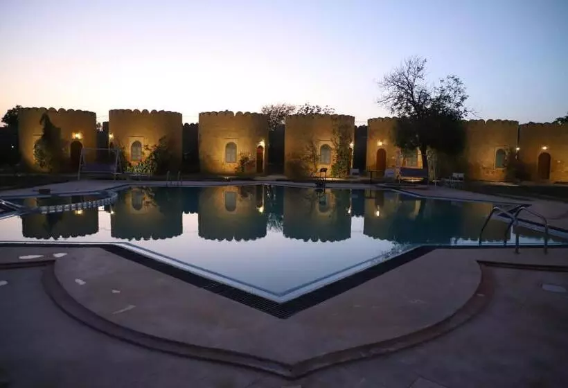 هتل Himmatgarh Palace Heritage Boutique