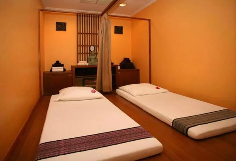 هتل Verdi Budapest Aquincum