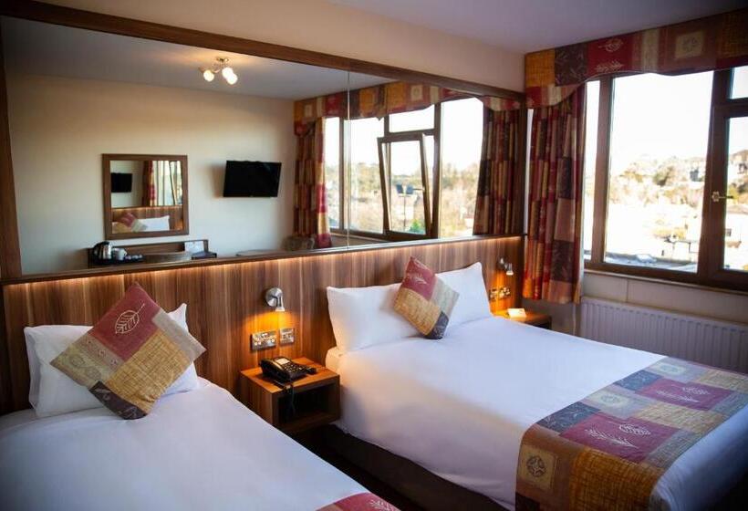 בית מלון כפרי West County