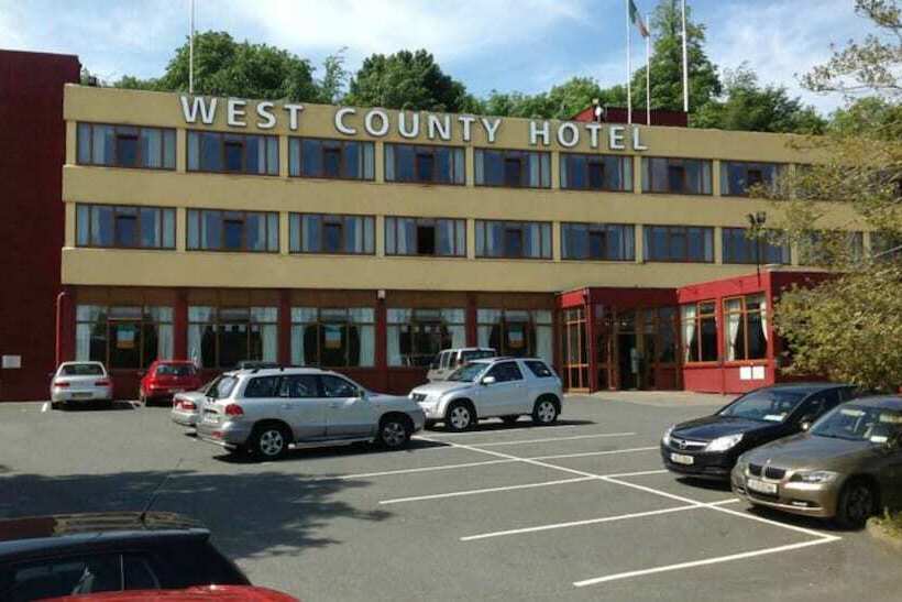 בית מלון כפרי West County