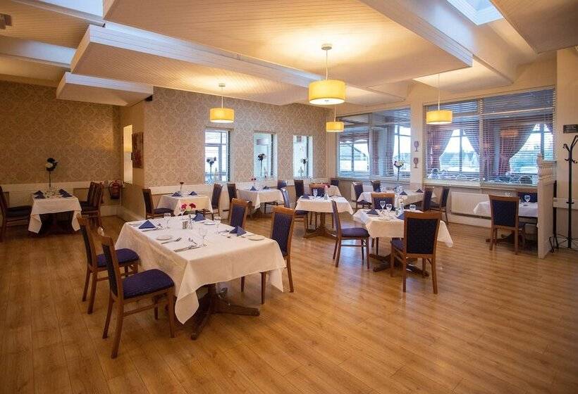 בית מלון כפרי West County