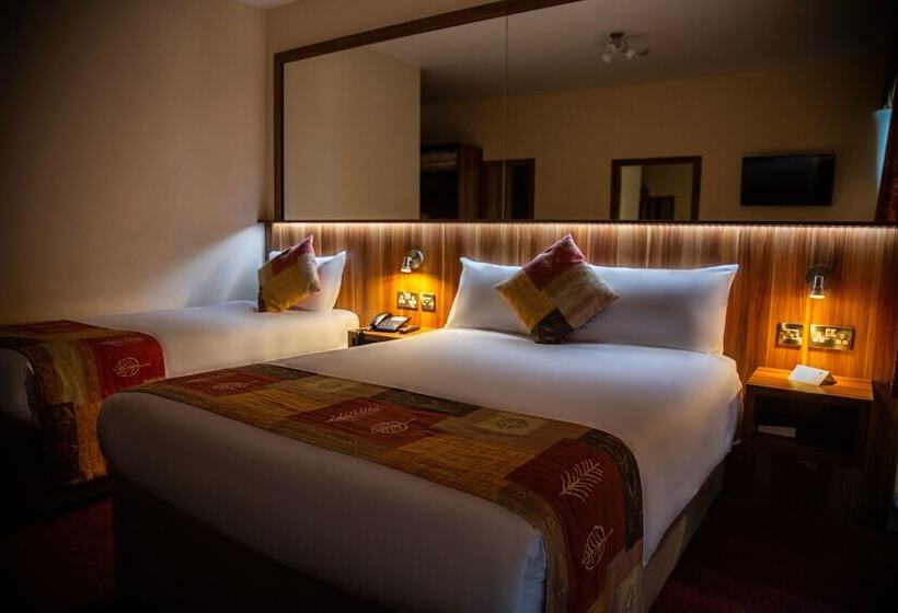 בית מלון כפרי West County