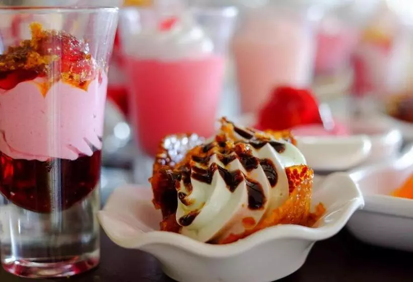 Big Blue Sky Hotel   All Inclusive