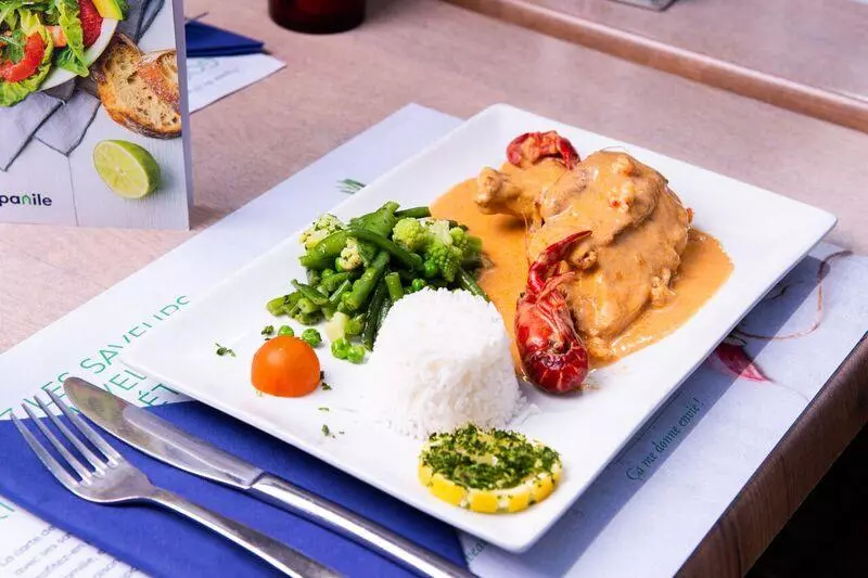 Отель Campanile Dijon Nord Toison D Or