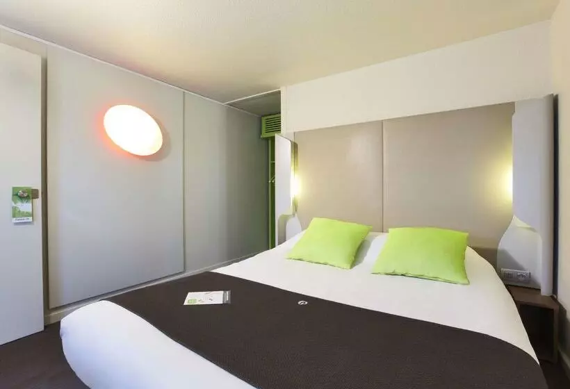 Отель Campanile Vierzon