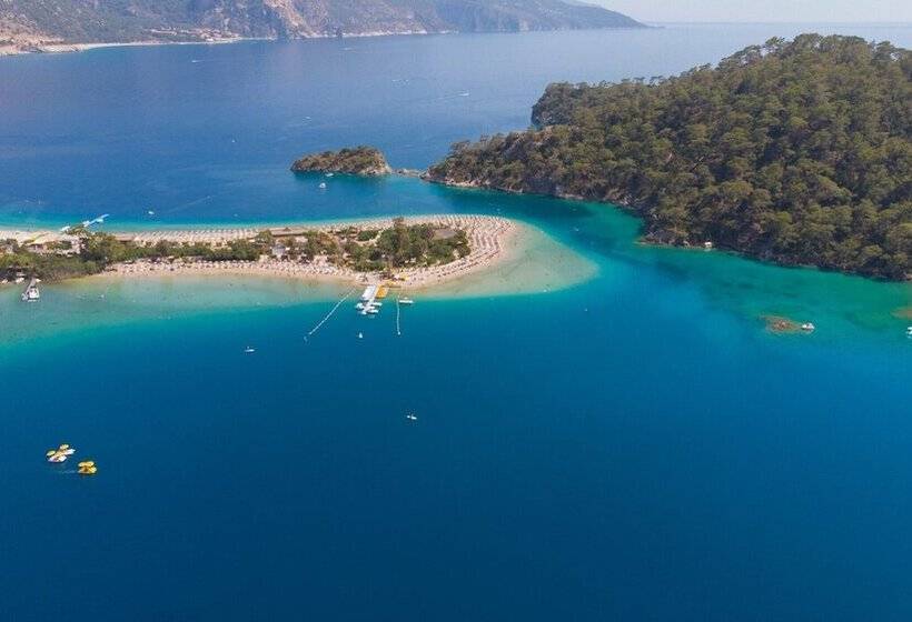 هتل Meri All Inclusive