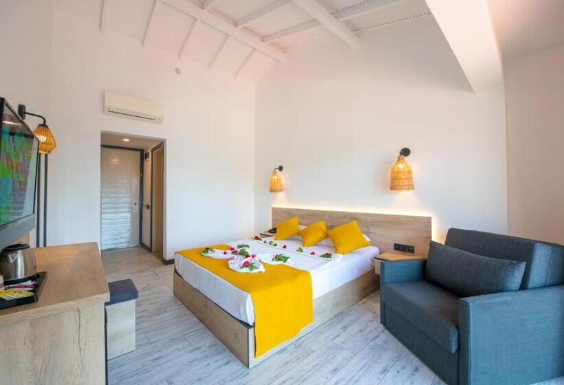 هتل Meri All Inclusive