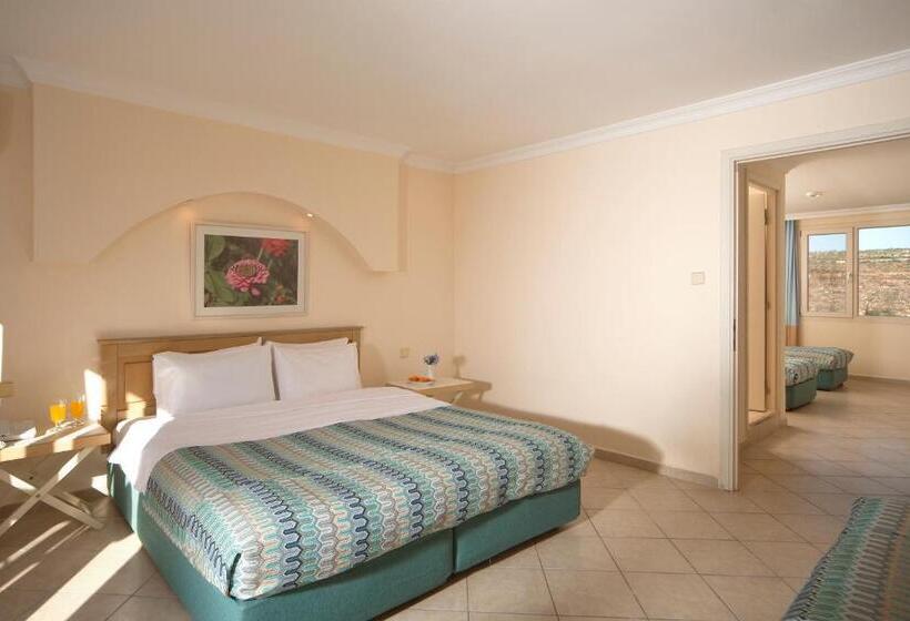 هتل Club Resort Atlantis