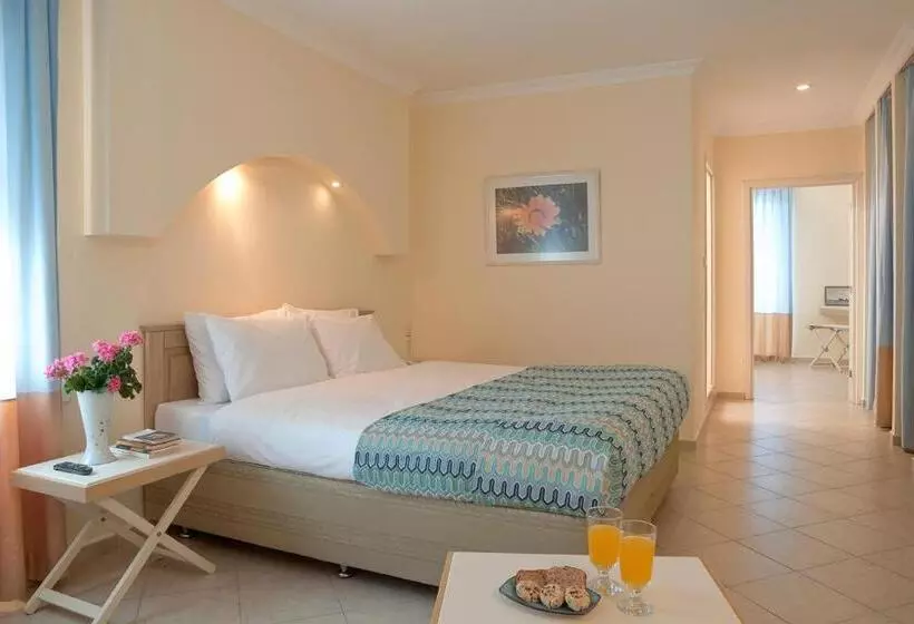 Hotelli Club Resort Atlantis