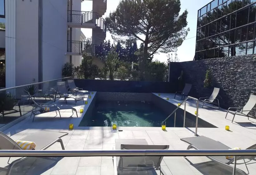 호텔 Golden Tulip Aix En Provence