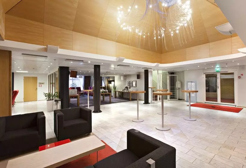 Отель Holiday Club Tampereen Kehräämö