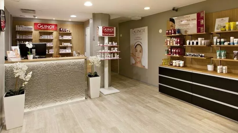 Отель Holiday Club Tampereen Kehräämö