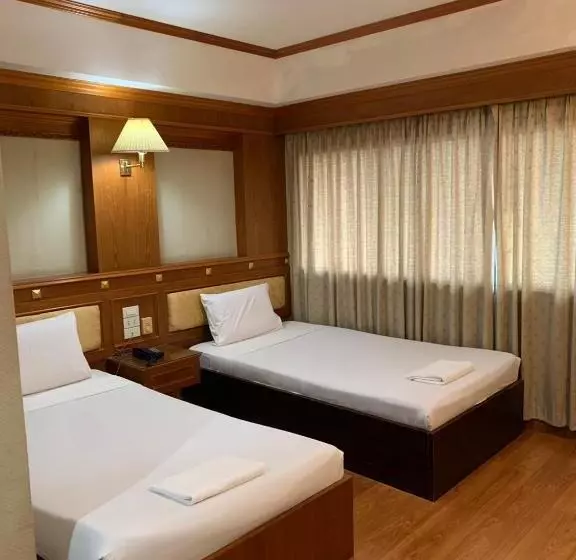 酒店 Imperial Sakon