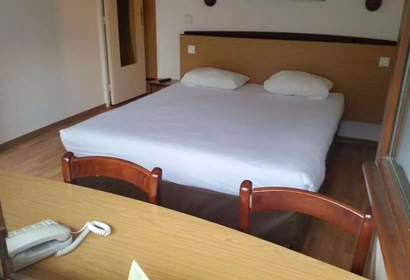 Отель Kyriad Direct Haguenau