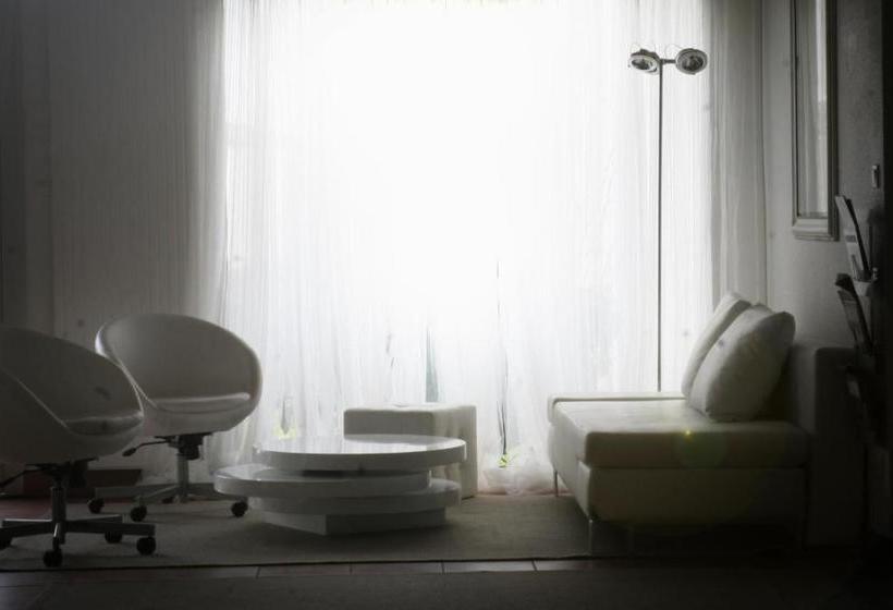 فندق Kyriad Saintes