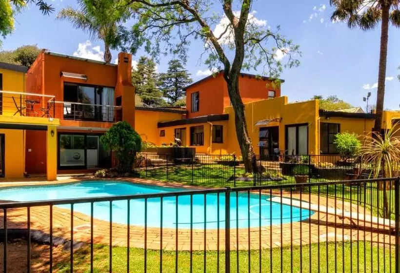 בית מלון כפרי Linden Guest House