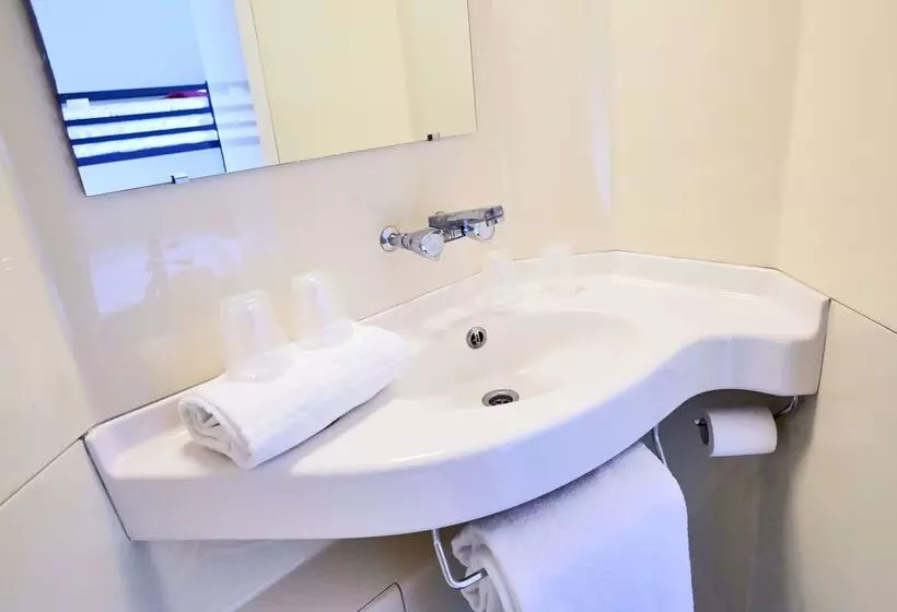 ホテル Premiere Classe Chelles