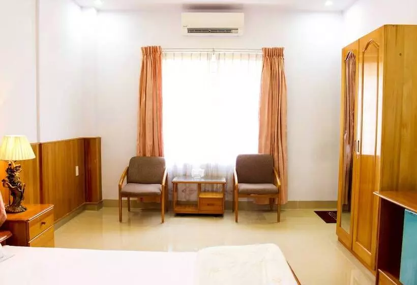 ホテル Quy Nhon