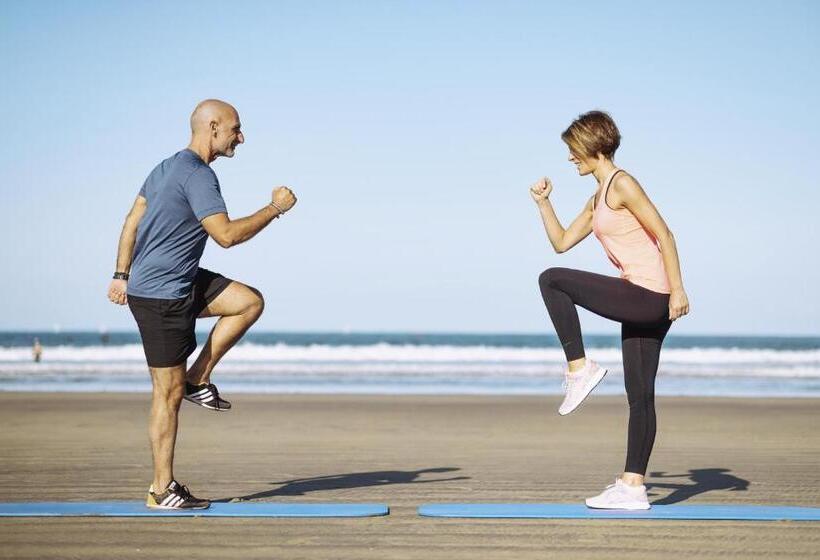 هتل & Spa 4 Serge Blanco