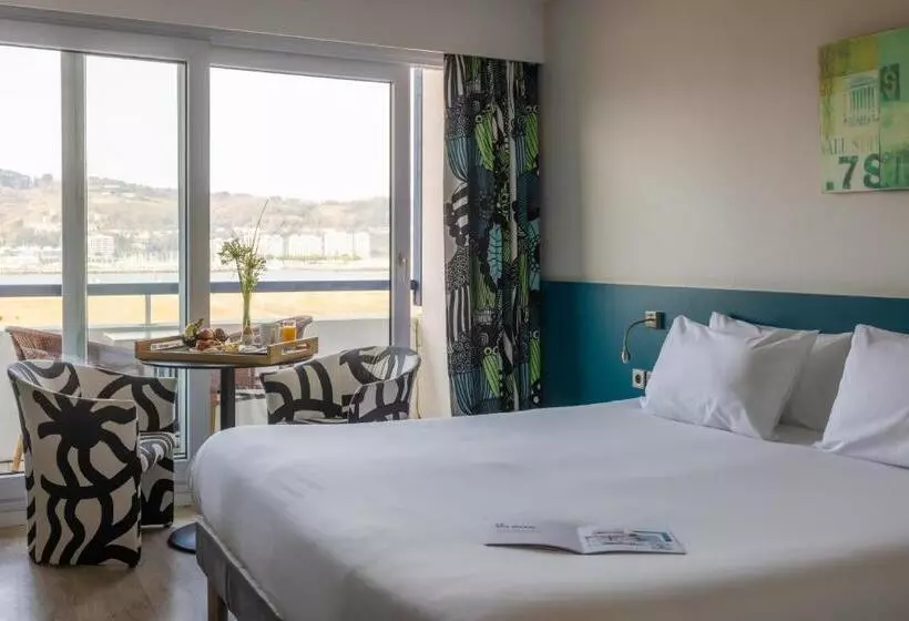 هتل & Spa 4 Serge Blanco