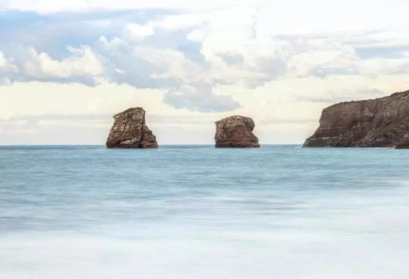 هتل & Spa 4 Serge Blanco