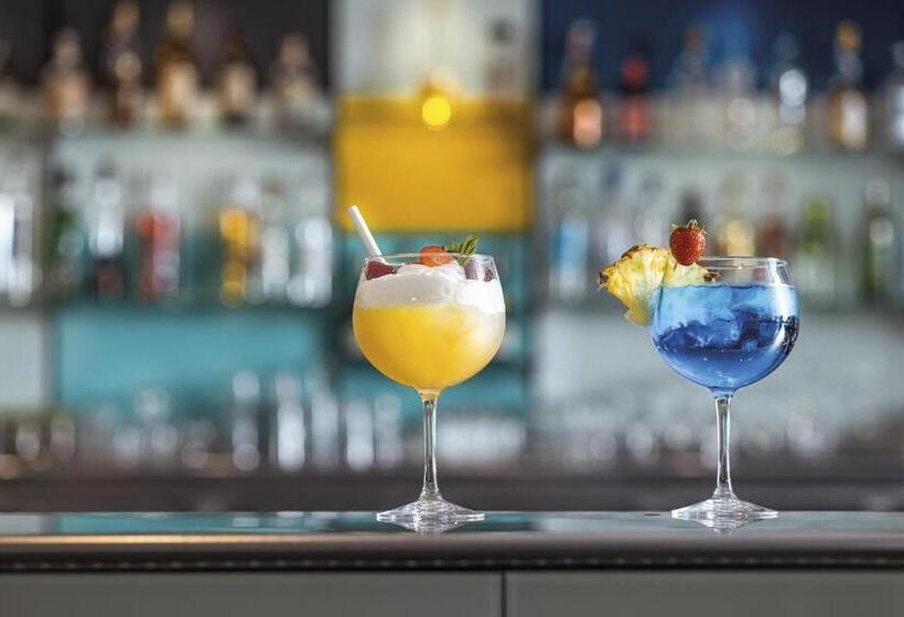 هتل & Spa 4 Serge Blanco