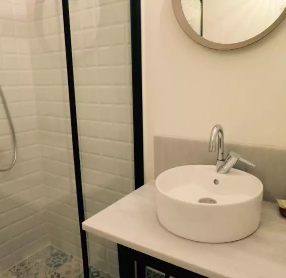 モーテル Kalehan