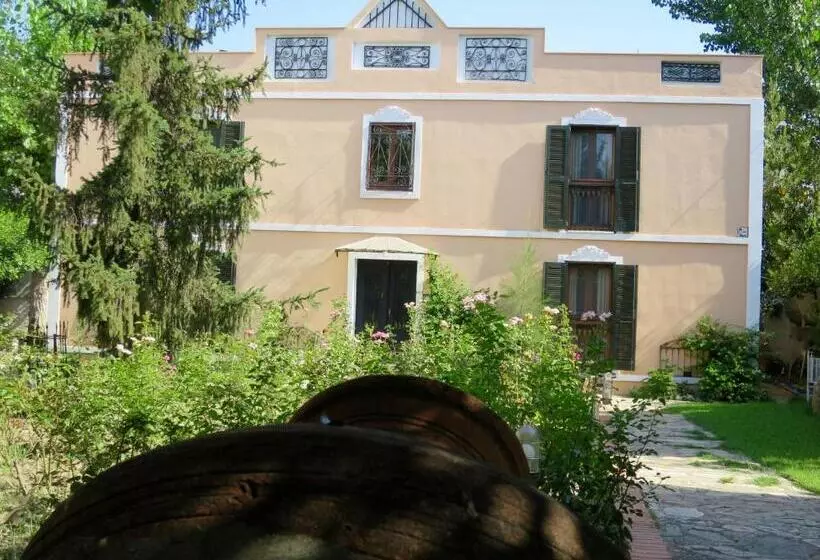 モーテル Kalehan