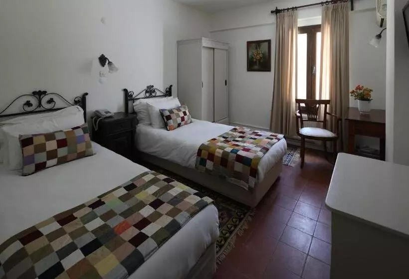 モーテル Kalehan