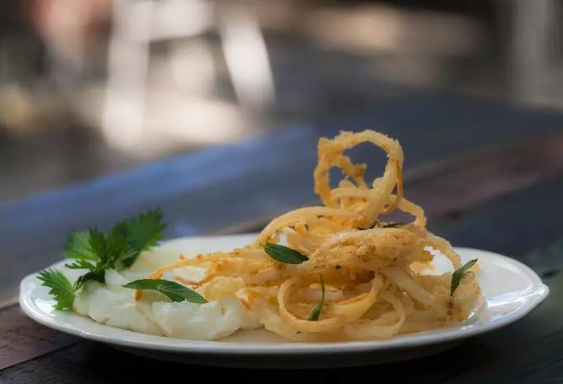 モーテル Kalehan