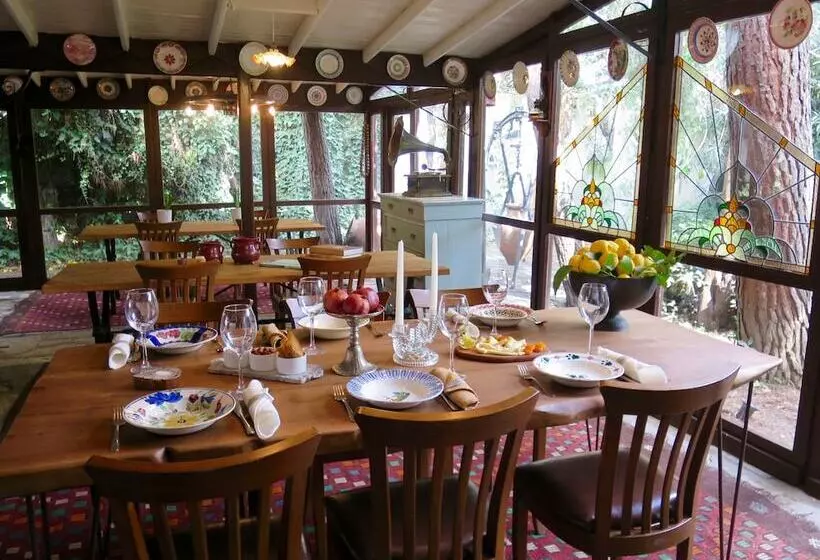 モーテル Kalehan