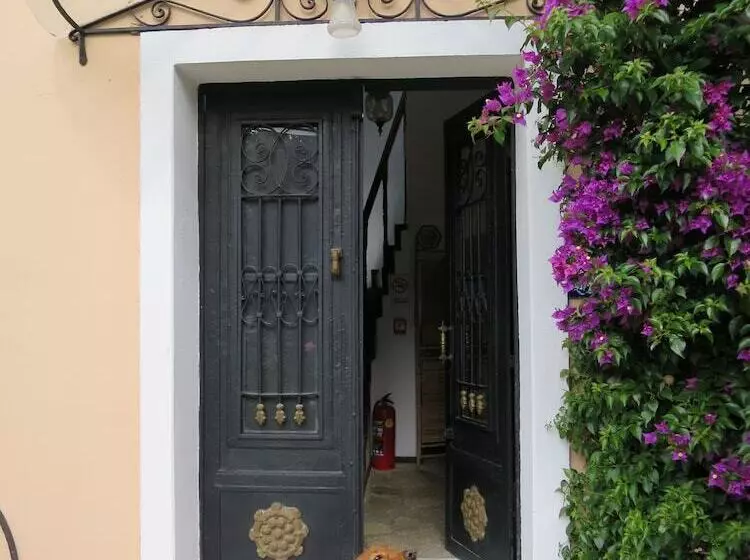 モーテル Kalehan