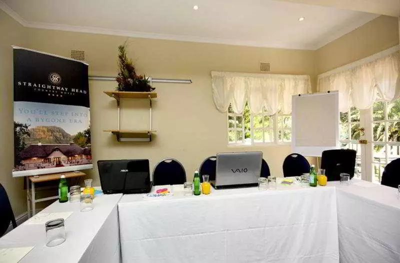 Straightway Head Country Hotel