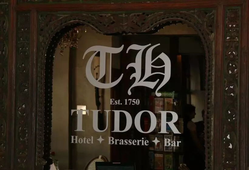 Tudor Hotel