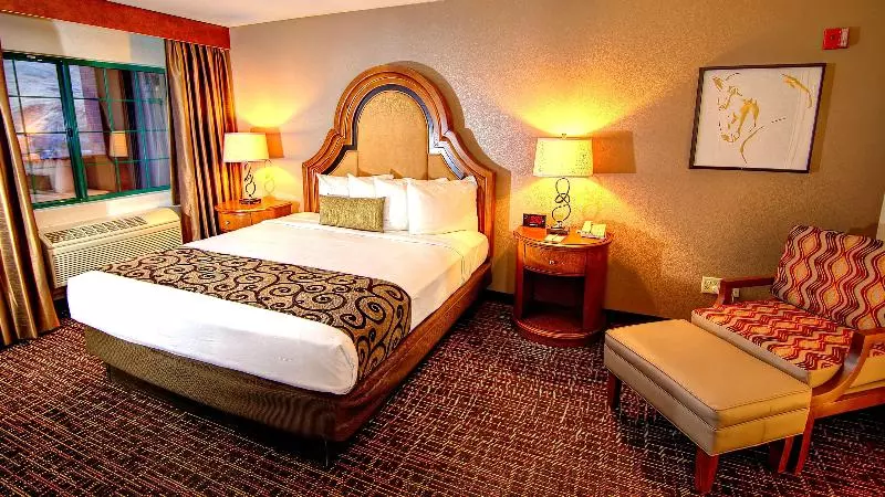 בית מלון כפרי Best Western Plus Boomtown Casino