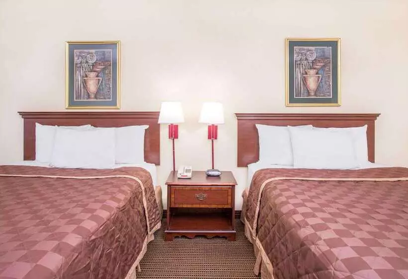 호텔 Days Inn By Wyndham Spartanburg Waccamaw