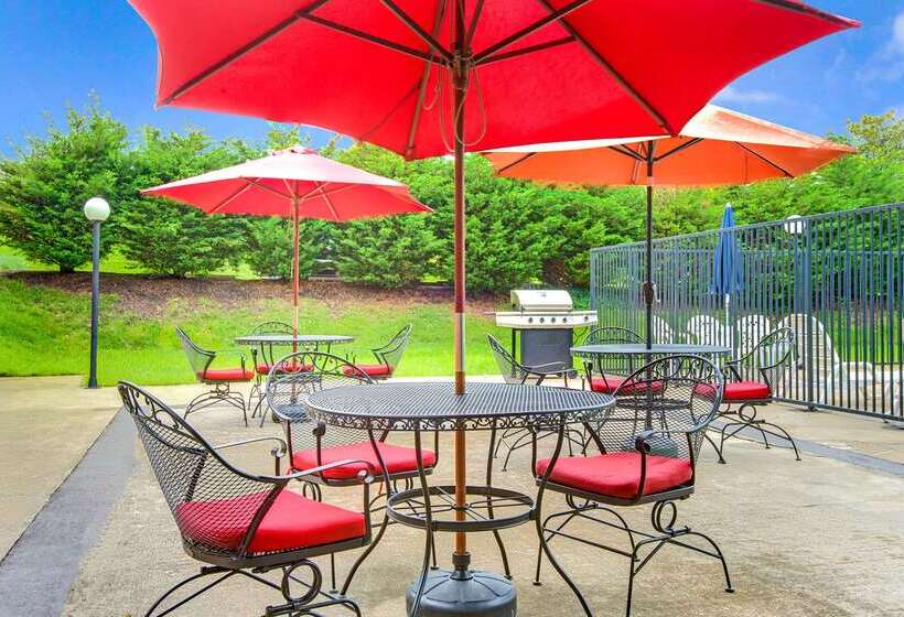 בית מלון כפרי Days Inn By Wyndham Towson