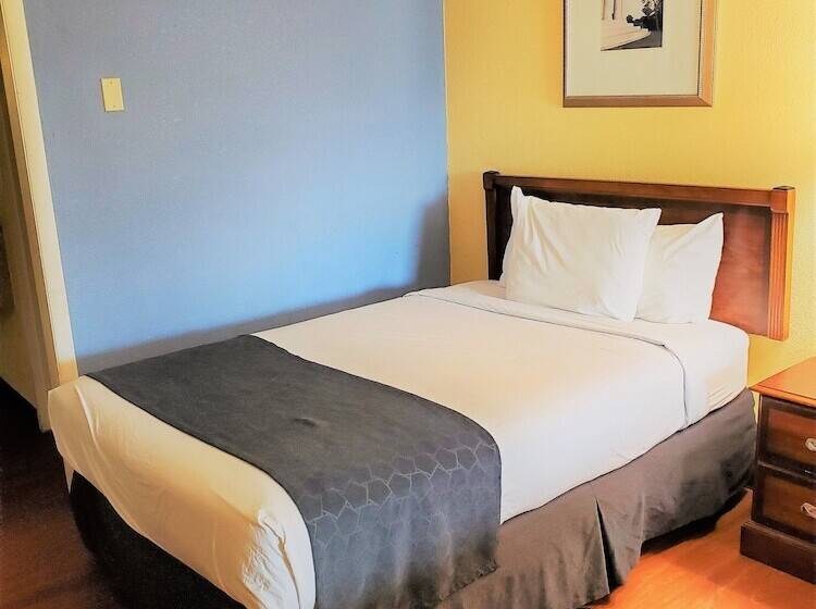 בית מלון כפרי Days Inn By Wyndham Towson