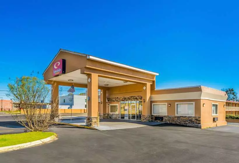 호텔 Econo Lodge  Inn & Suites